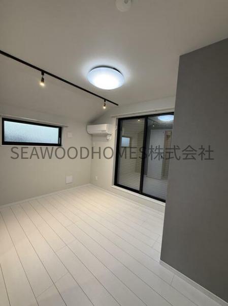 居室・リビング　陽当たり良好！お休みの日もゆったり寛げる。