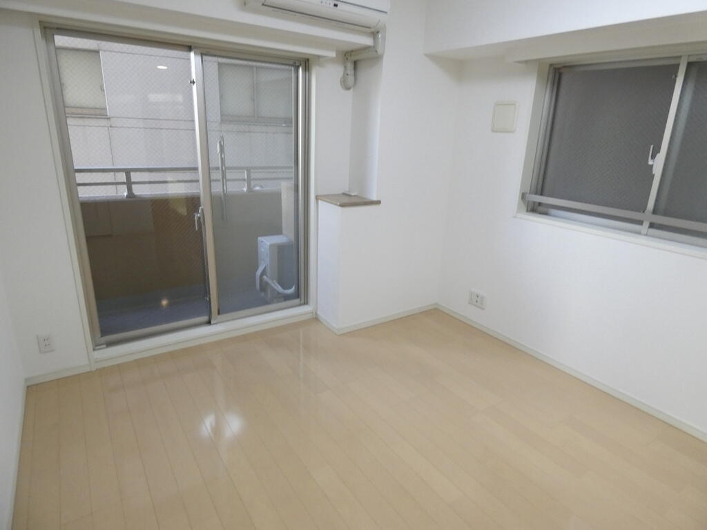 居室・リビング　内観