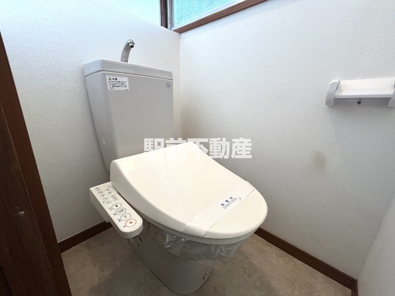 トイレ　ウォシュレット付です♪