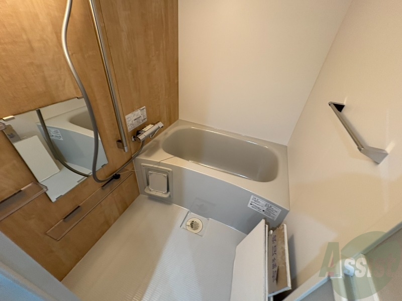 バス・シャワールーム　お風呂になります。一日の疲れを癒してくださいね。