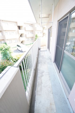 バルコニー　※同物件・同タイプの写真です。