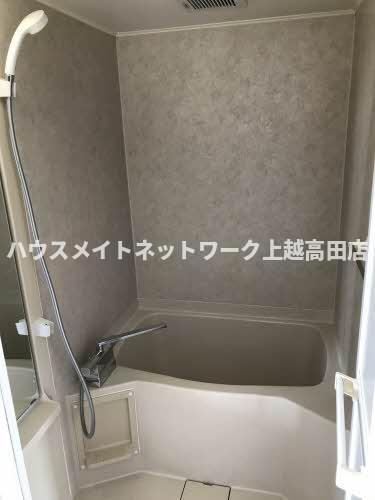 バス・シャワールーム　浴室