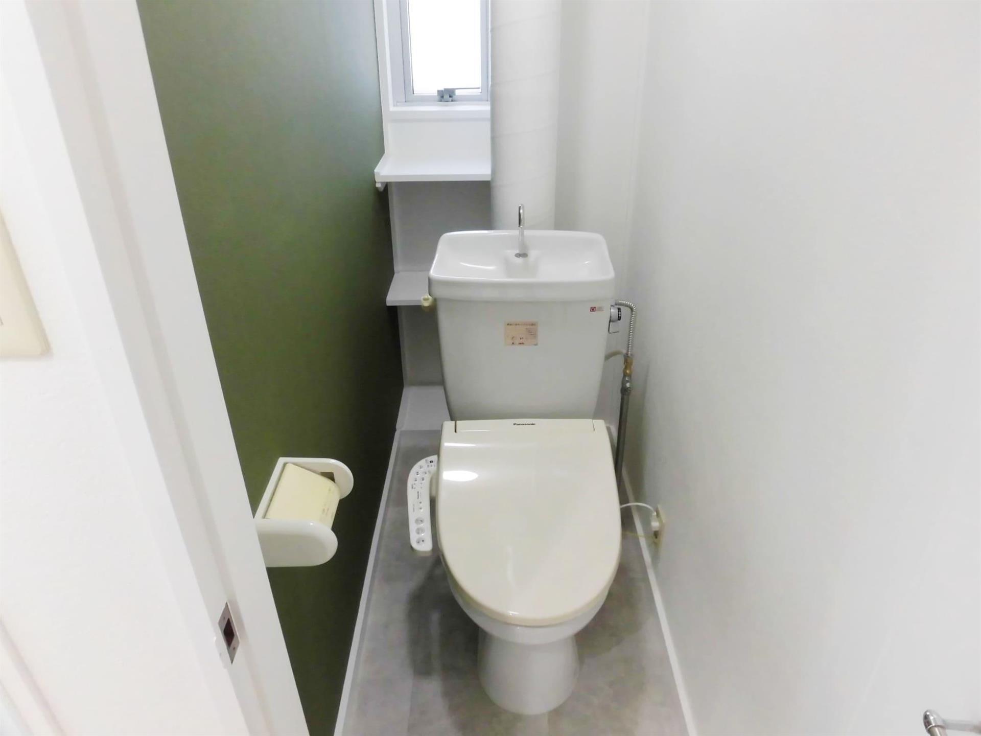 トイレ　トイレ