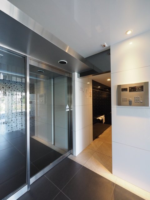 セキュリティ　オートロック完備