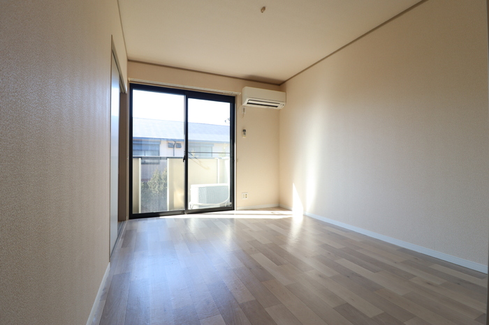 居室・リビング　※同タイプの写真です。