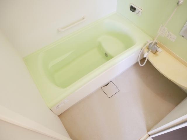 バス・シャワールーム　浴室