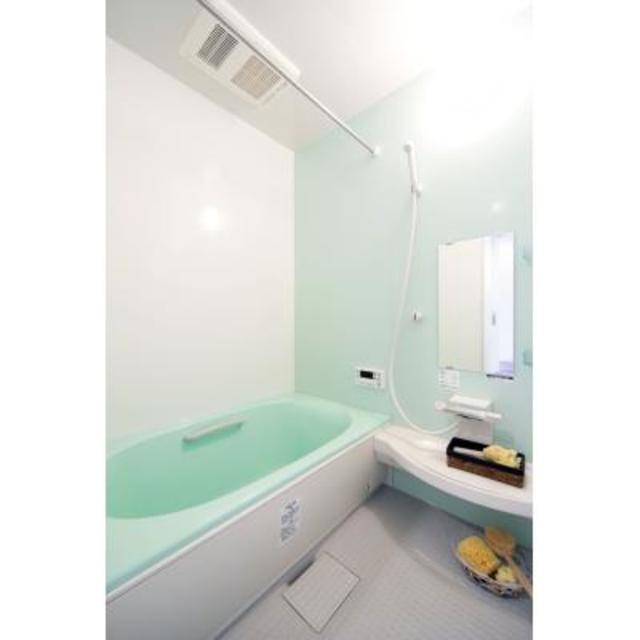 バス・シャワールーム　※写真は同タイプ住戸です。