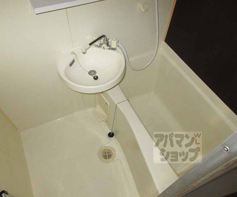 バス・シャワールーム　清潔感のあるバスルームです！