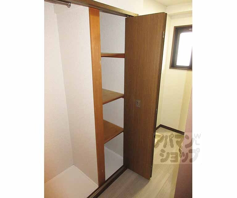 収納　収納もあって整理しやすいです！