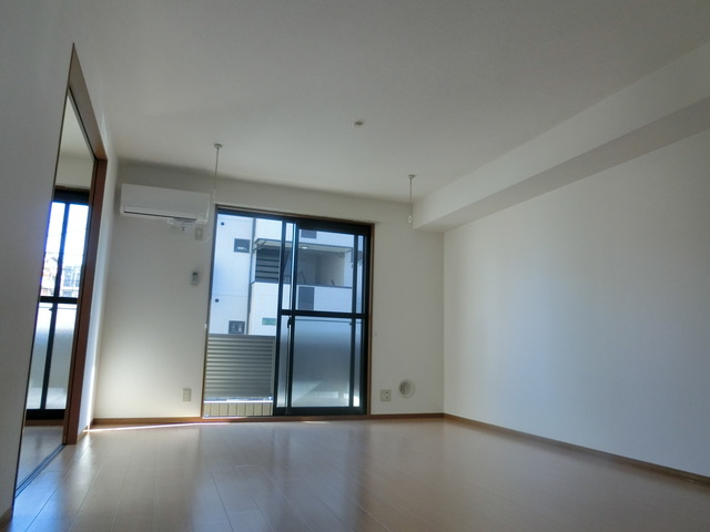 居室・リビング　ゆったり１２帖のリビング