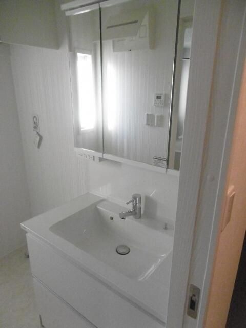 洗面設備　グランドニコス