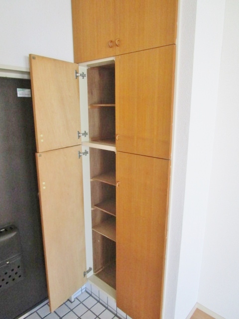 収納　別部屋参考写真