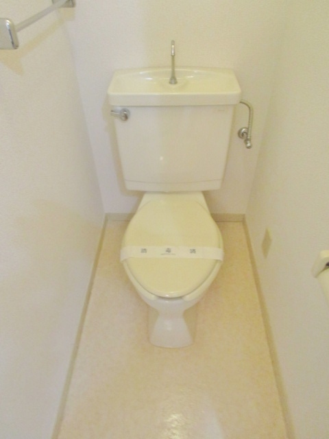 トイレ　別部屋参考写真