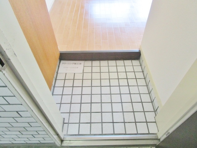 玄関　別部屋参考写真