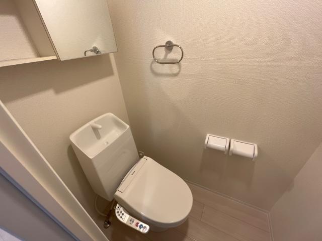 トイレ　トイレ