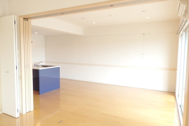 居室・リビング　参考写真です。