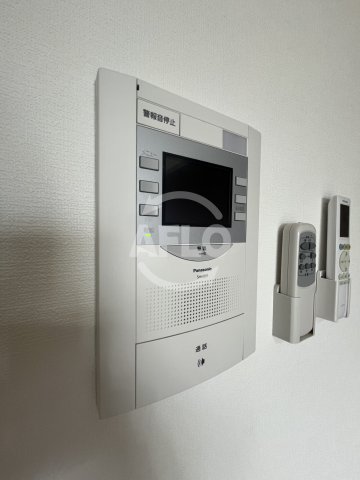 セキュリティ　Luxe新大阪α　モニター付きインターホン