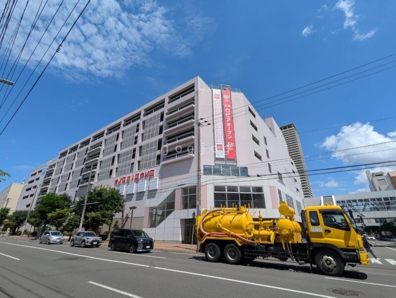 スーパー　ロピア琴似店（スーパー）まで649m