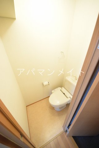 トイレ　清潔感のあるトイレです