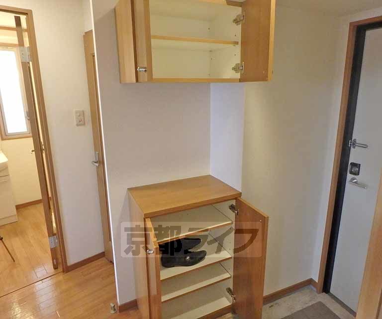 玄関　玄関ホールです