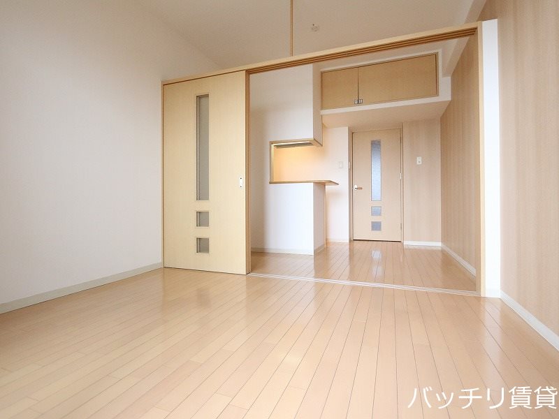 居室・リビング　※同マンション別部屋写真のため、現状優先。