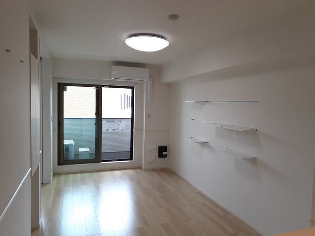 居室・リビング　ゆったり過ごせる居間です