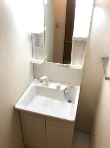 洗面設備　洗面台収納