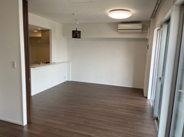 居室・リビング　居間です