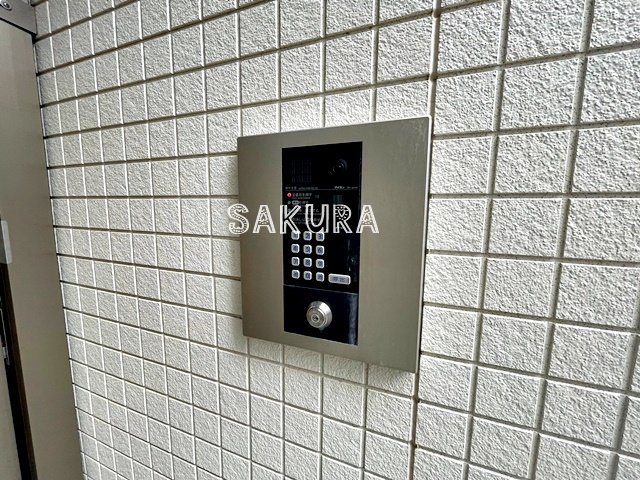 セキュリティ　女性の方でも安心のモニター付きオートロック♪