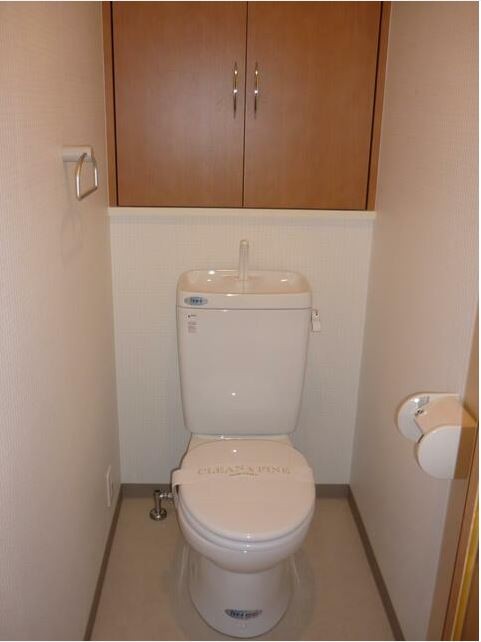 トイレ　※同仕様写真含む