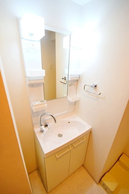 洗面設備　★同物件の別部屋の参考写真です★