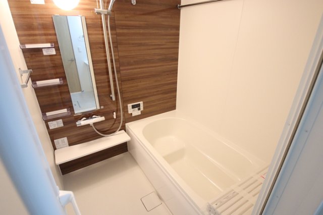 バス・シャワールーム　浴室