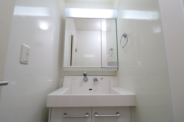 洗面設備　洗髪洗面化粧台