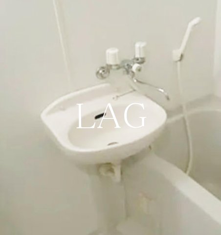 洗面設備　洗面台です。