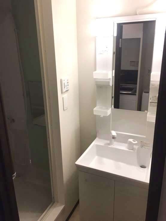 洗面設備　独立洗面台付き