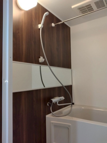 バス・シャワールーム　※掲載写真は同マンション別部屋参考写真となります。