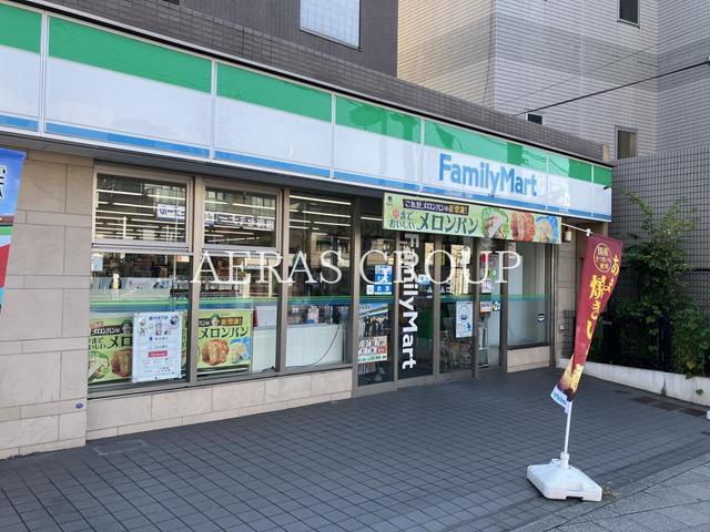 コンビニ　ファミリーマート 中田駅前店（コンビニ）まで388m