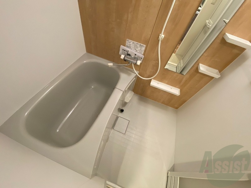 バス・シャワールーム　お風呂になります。一日の疲れを癒してくださいね。