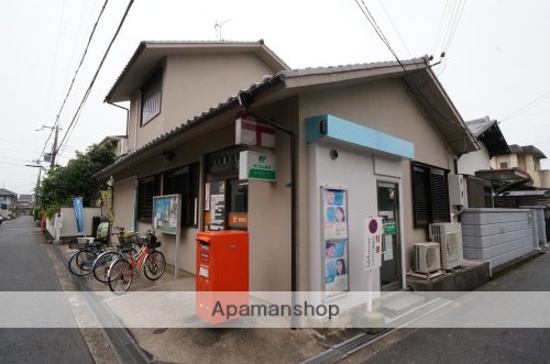 郵便局　斑鳩興留郵便局（郵便局）まで342m