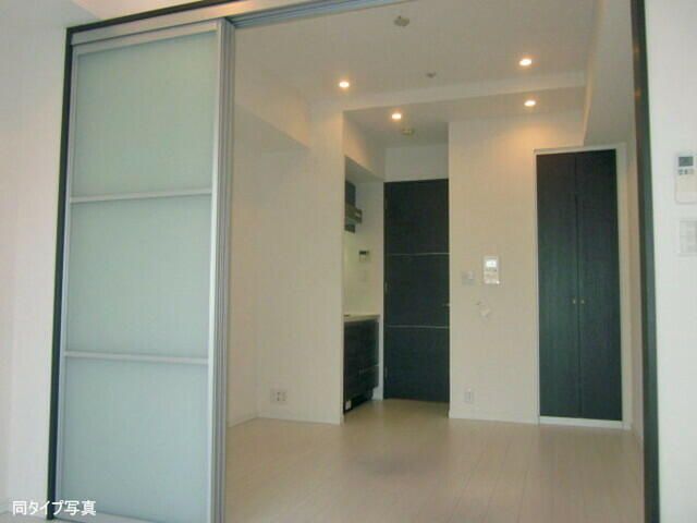 居室・リビング　コンフォリア三田ＥＡＳＴ