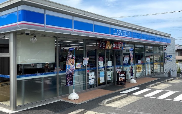 コンビニ　ローソン 相模原橋本五丁目店（コンビニ）まで86m