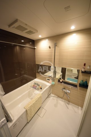 バス・シャワールーム　BRAVE松屋町　広い浴室、高温差し湯付き！