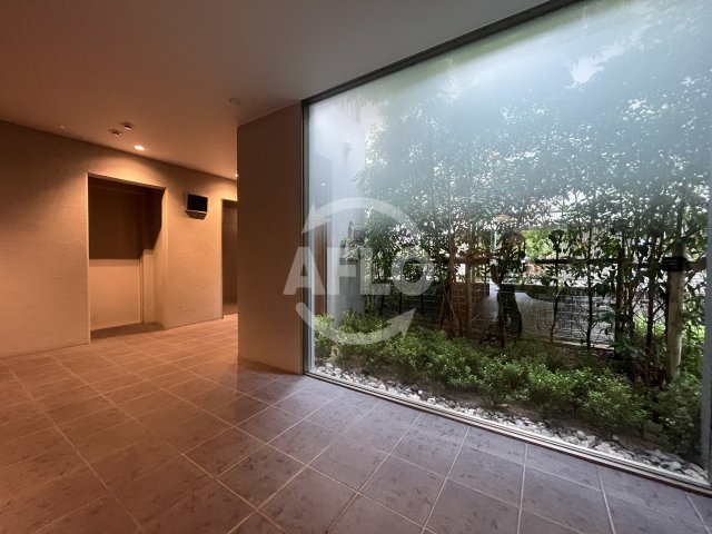 ロビー　ライブガーデン江坂IX　ロビー