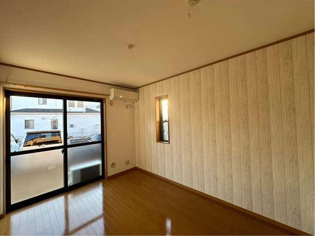 居室・リビング　※参考写真※南向き洋室6帖☆専用庭に繋がる角部屋二面採光のお