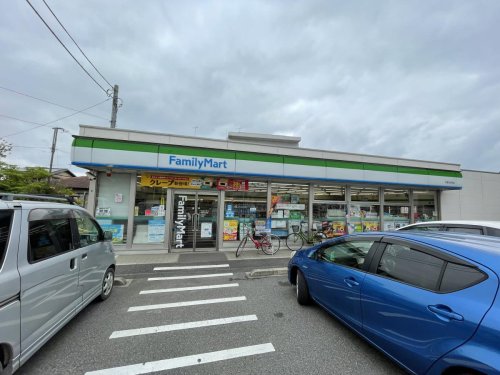 コンビニ　ファミリーマート 千葉矢作町店（コンビニ）まで530m