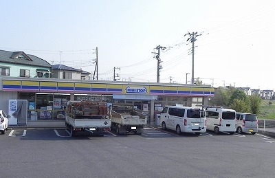 コンビニ　ミニストップ（コンビニ）まで350m