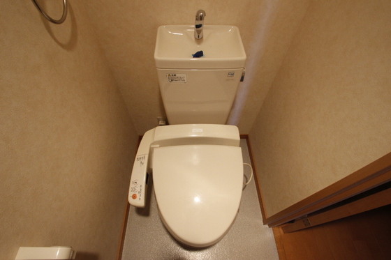 トイレ　※別部屋の写真です