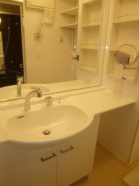 洗面設備　★お部屋探しは、タウンハウジング多摩センター店へ★