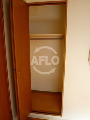 収納　ブリストル神崎　クローゼット