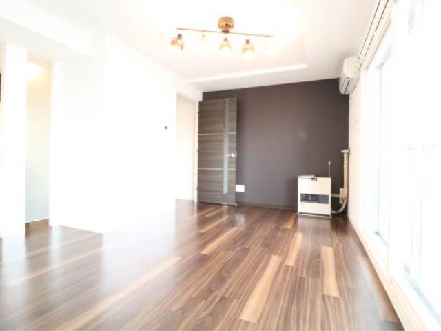 居室・リビング　オシャレな内装のリビングスペース♪